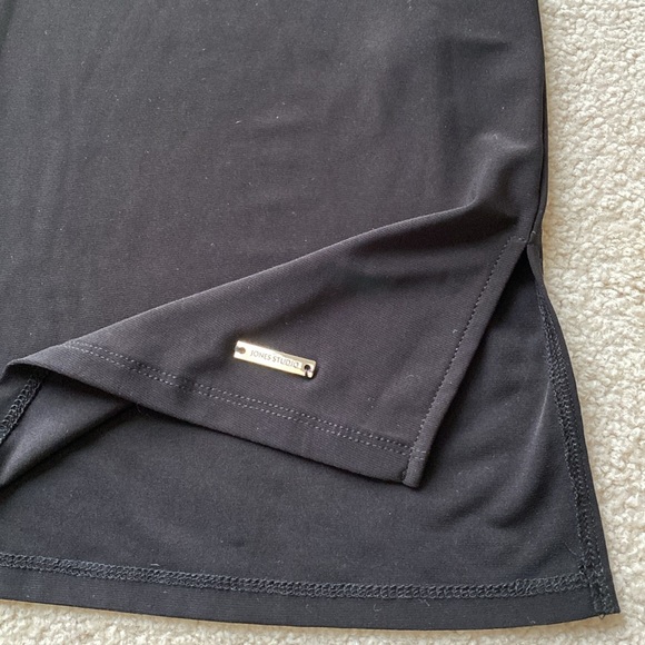 Jones Studio black mini cold shoulder top. - Picture 7 of 10